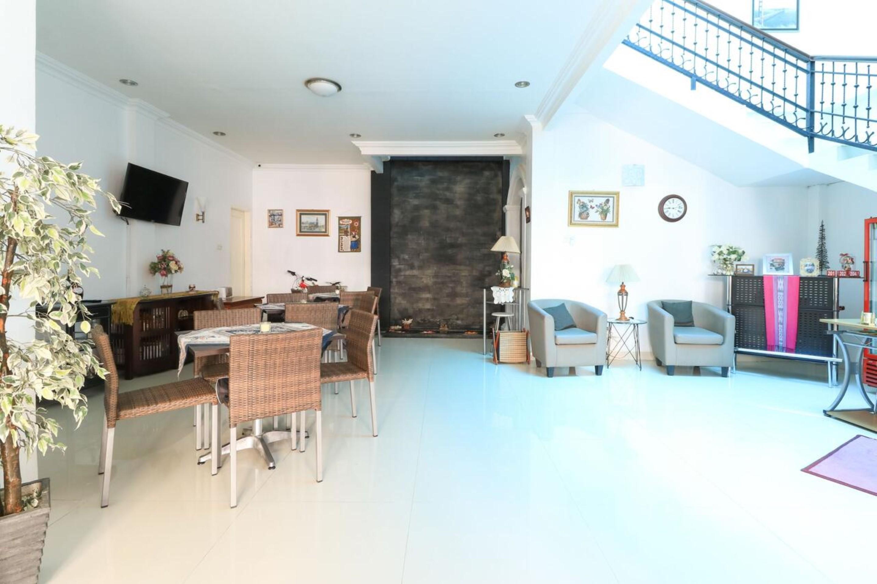 Ge Jacmart Homestay Makassar Exterior photo